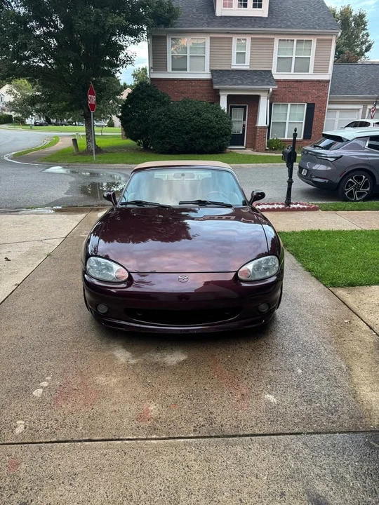 2000 Mazda NB MX-5 Miata - Image 2 of 16