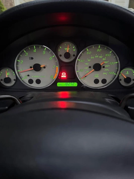 2000 Mazda NB MX-5 Miata - Image 15 of 16