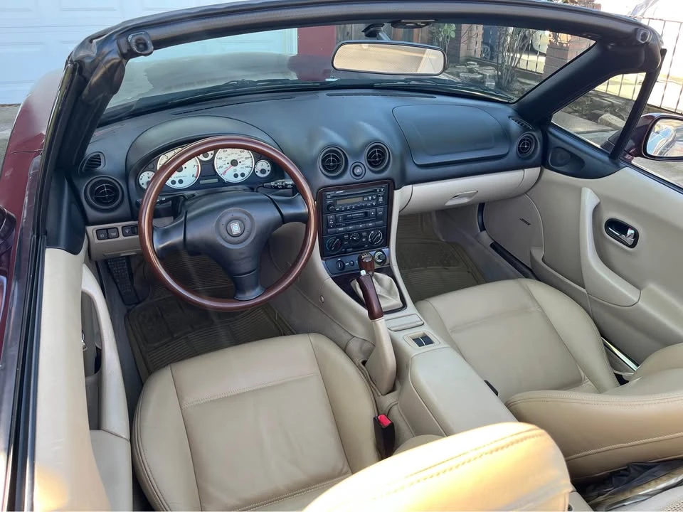 2000 Mazda NB MX-5 Miata - Image 5 of 10