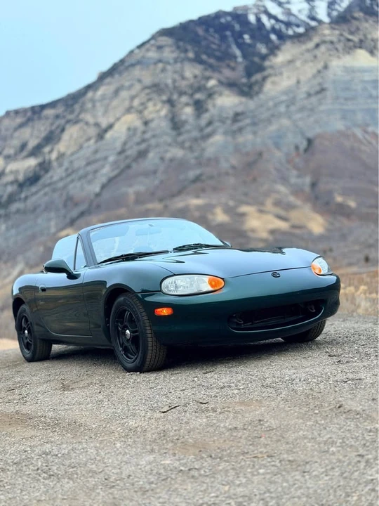 2000 Mazda NB MX-5 Miata - Image 19 of 21