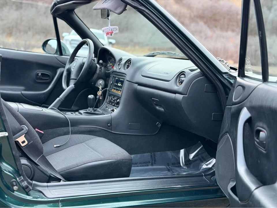 2000 Mazda NB MX-5 Miata - Image 20 of 21