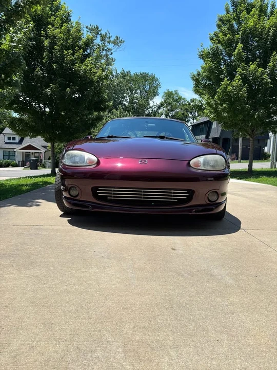 2000 Mazda NB MX-5 Miata - Image 2 of 16