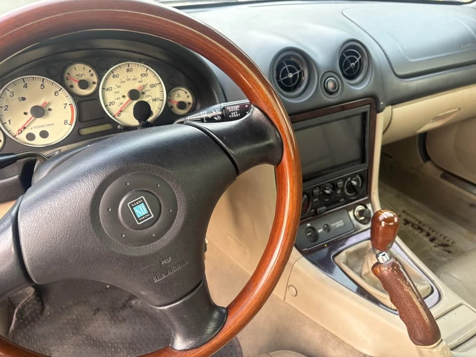 2000 Mazda NB MX-5 Miata - Image 8 of 11