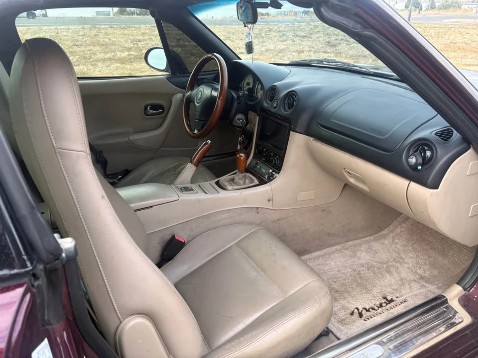 2000 Mazda NB MX-5 Miata - Image 10 of 11