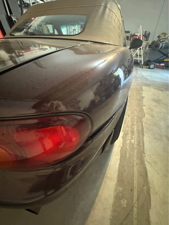 2000 Mazda NB MX-5 Miata - Image 9 of 10