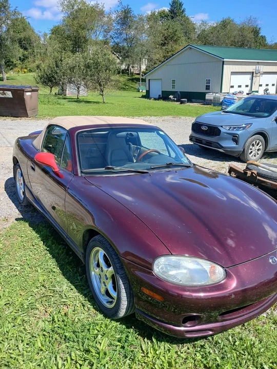 2000 Mazda NB MX-5 Miata - Image 3 of 12