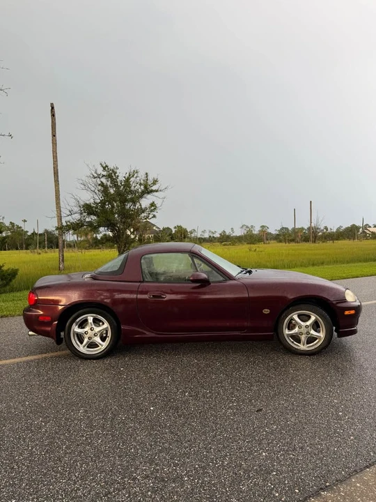2000 Mazda NB MX-5 Miata - Image 16 of 20