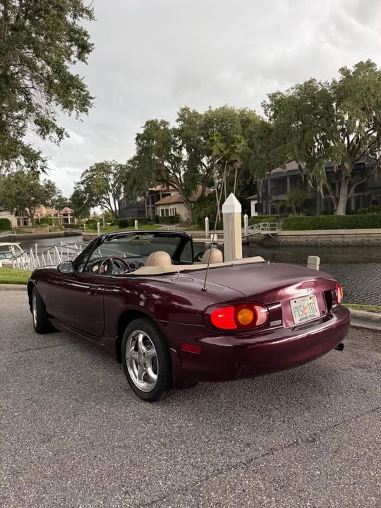 2000 Mazda NB MX-5 Miata - Image 14 of 20