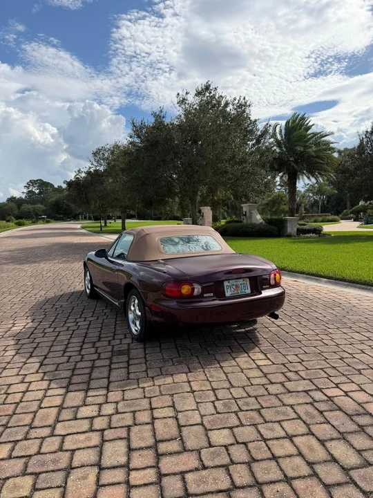 2000 Mazda NB MX-5 Miata - Image 17 of 17