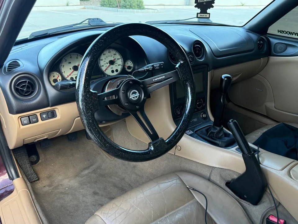 2000 Mazda NB MX-5 Miata - Image 11 of 15