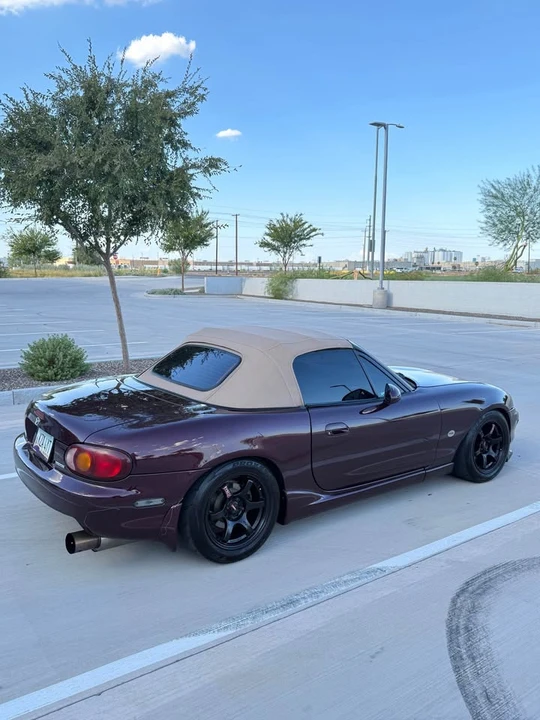 2000 Mazda NB MX-5 Miata - Image 3 of 15