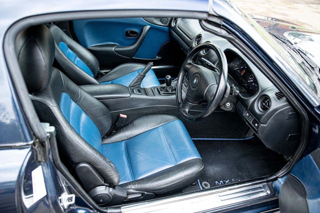 2000 Mazda NB MX-5 Miata - Image 10 of 18