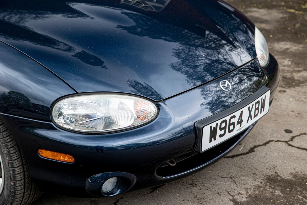 2000 Mazda NB MX-5 Miata - Image 2 of 18