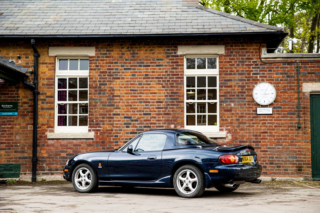 2000 Mazda NB MX-5 Miata - Image 14 of 18