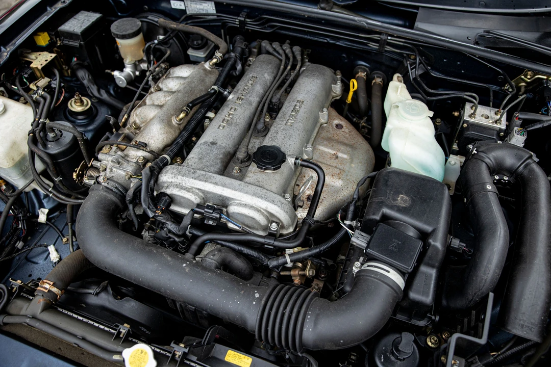 2000 Mazda NB MX-5 Miata - Image 4 of 18