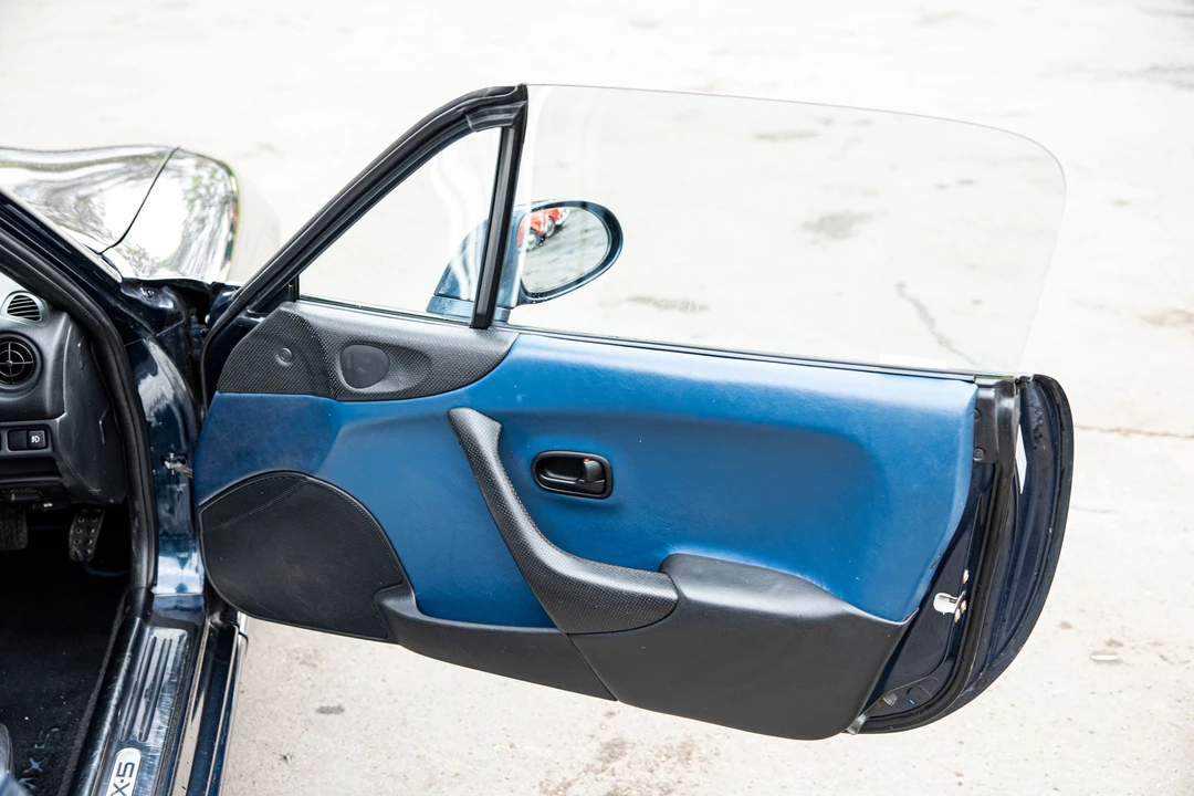 2000 Mazda NB MX-5 Miata - Image 11 of 18
