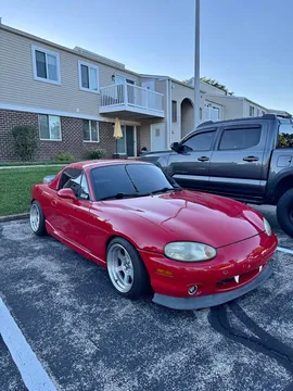 2000 Mazda MX-5 Sport Convertible 2D