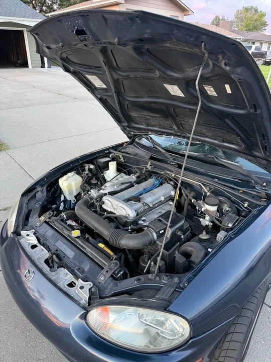 2000 Mazda NB MX-5 Miata - Image 12 of 15