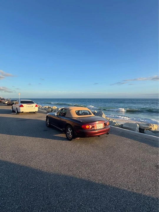 2000 Mazda NB MX-5 Miata - Image 2 of 6