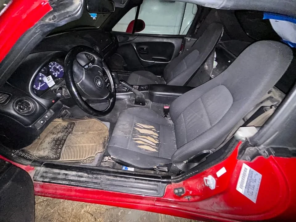 2000 Mazda NB MX-5 Miata - Image 10 of 10