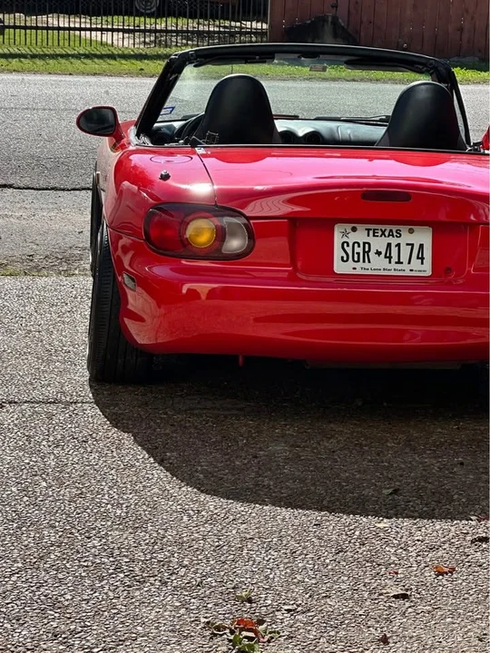 2000 Mazda NB MX-5 Miata - Image 8 of 9