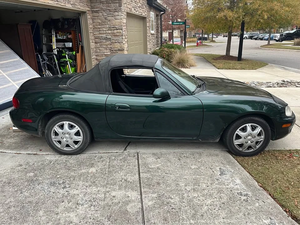 2000 Mazda NB MX-5 Miata - Image 2 of 9