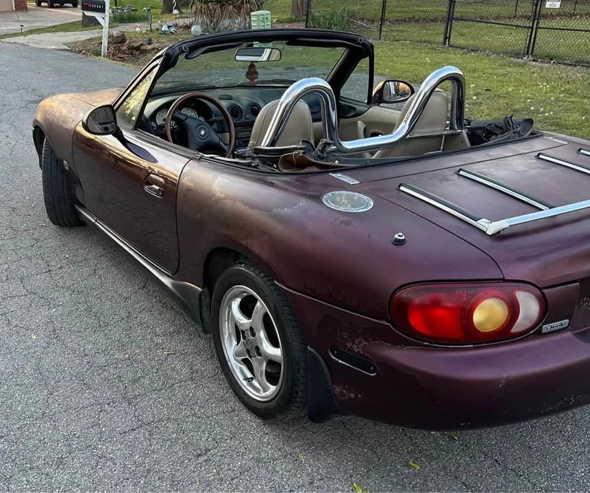 2000 Mazda NB MX-5 Miata - Image 3 of 8