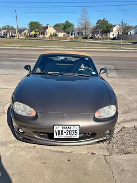 2000 Mazda Miata