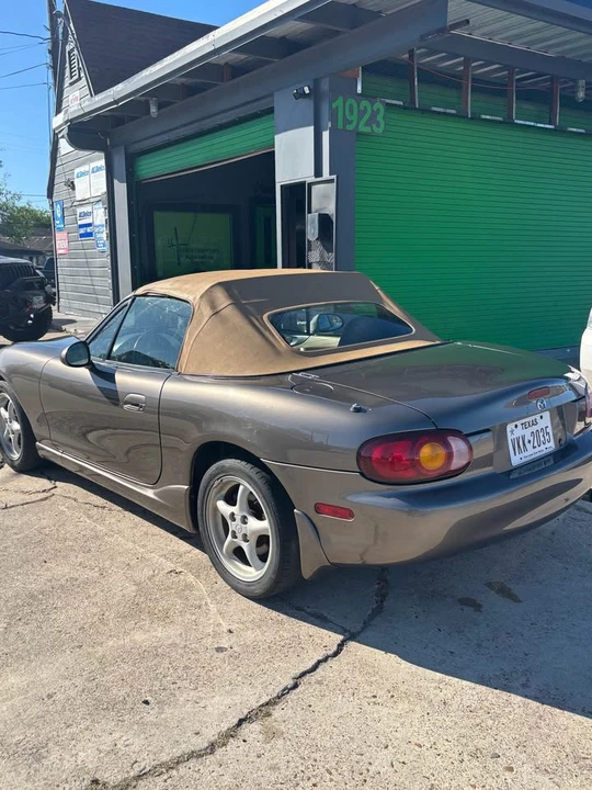 2000 Mazda NB MX-5 Miata - Image 5 of 7