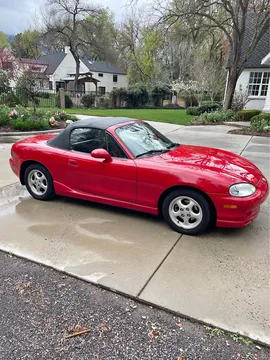 2000 Mazda Miata