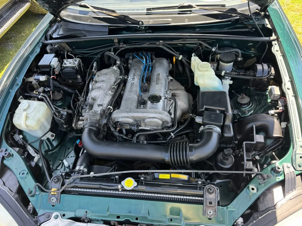 2000 Mazda NB MX-5 Miata - Image 6 of 7