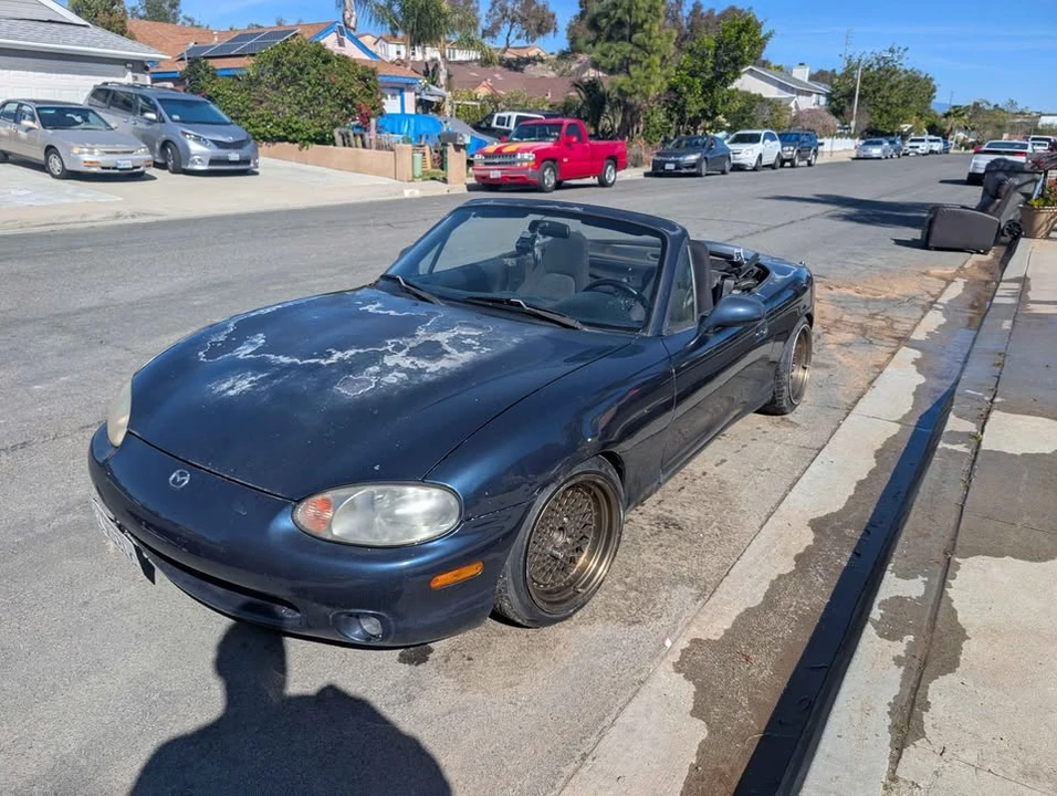 2000 Mazda NB MX-5 Miata - Image 8 of 10