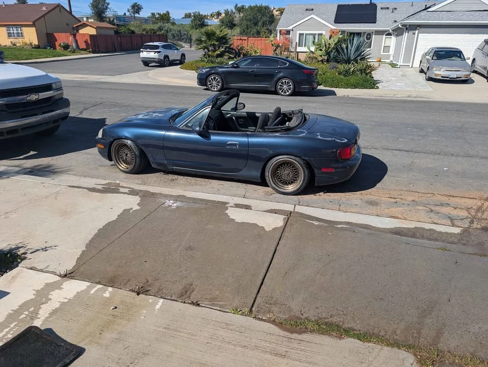 2000 Mazda NB MX-5 Miata - Image 6 of 10