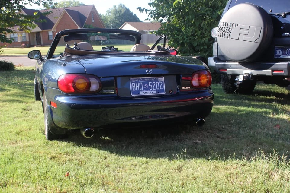 2000 Mazda NB MX-5 Miata - Image 9 of 14