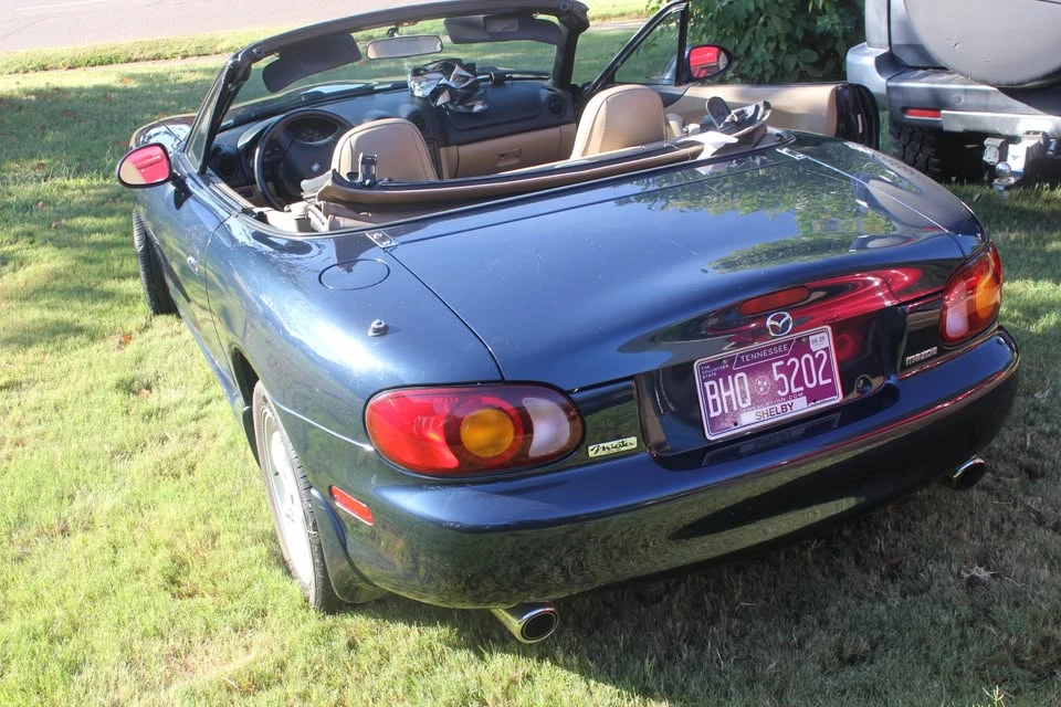 2000 Mazda NB MX-5 Miata - Image 8 of 14