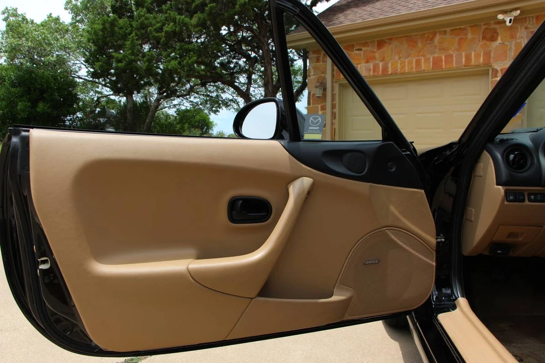 2000 Mazda NB MX-5 Miata - Image 20 of 24