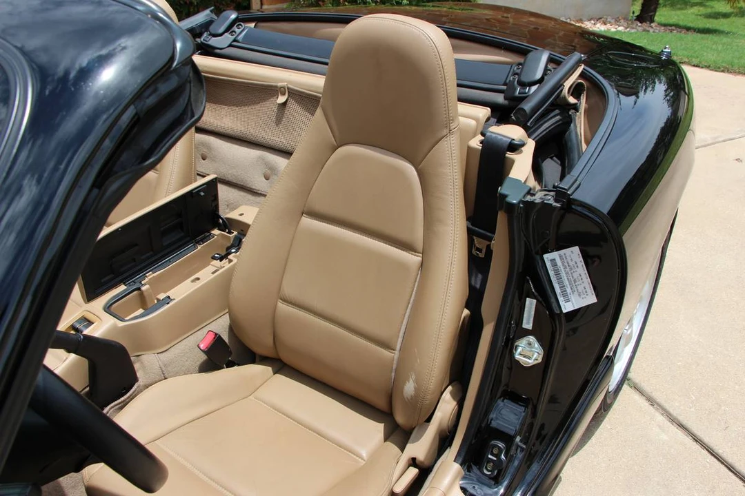 2000 Mazda NB MX-5 Miata - Image 15 of 24
