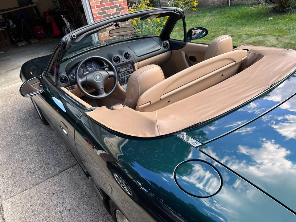 2000 Mazda NB MX-5 Miata - Image 6 of 7