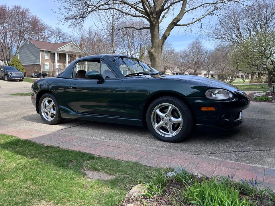 2000 Mazda NB MX-5 Miata - Image 5 of 7