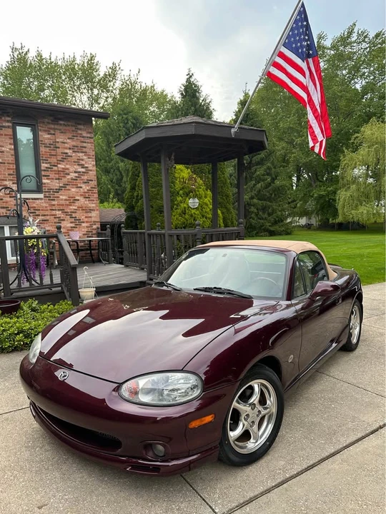 2000 Mazda NB MX-5 Miata - Image 3 of 10
