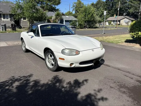 2000 Mazda MX-5 Miata