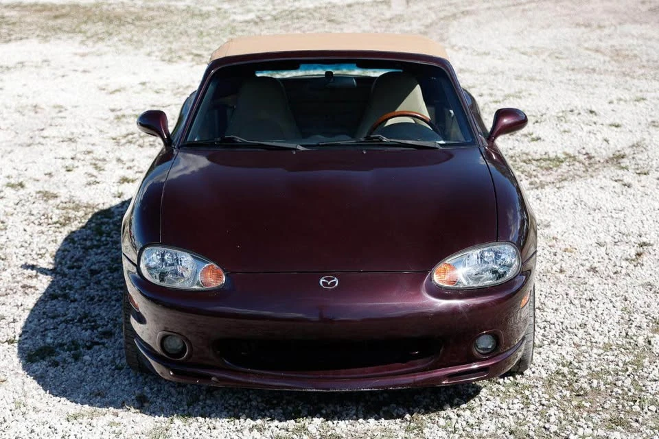 2000 Mazda NB MX-5 Miata - Image 2 of 19