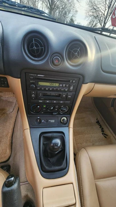 2000 Mazda NB MX-5 Miata - Image 21 of 24