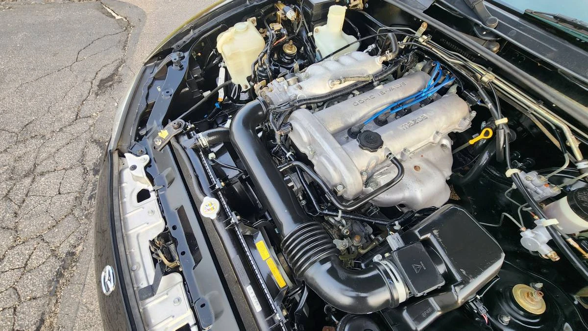 2000 Mazda NB MX-5 Miata - Image 14 of 24