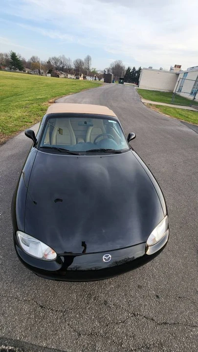 2000 Mazda NB MX-5 Miata - Image 6 of 24