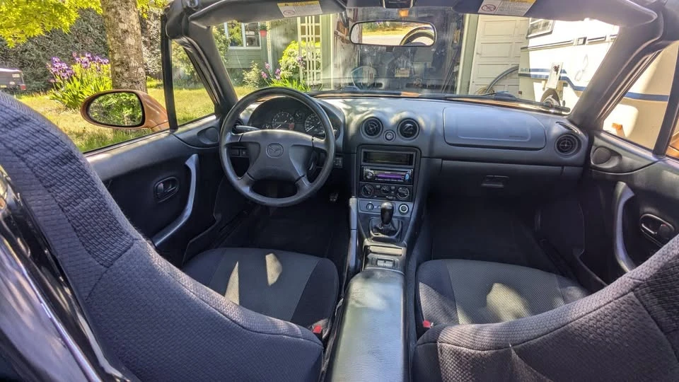 2000 Mazda NB MX-5 Miata - Image 3 of 7