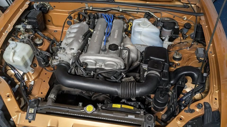 2000 Mazda NB MX-5 Miata - Image 6 of 7