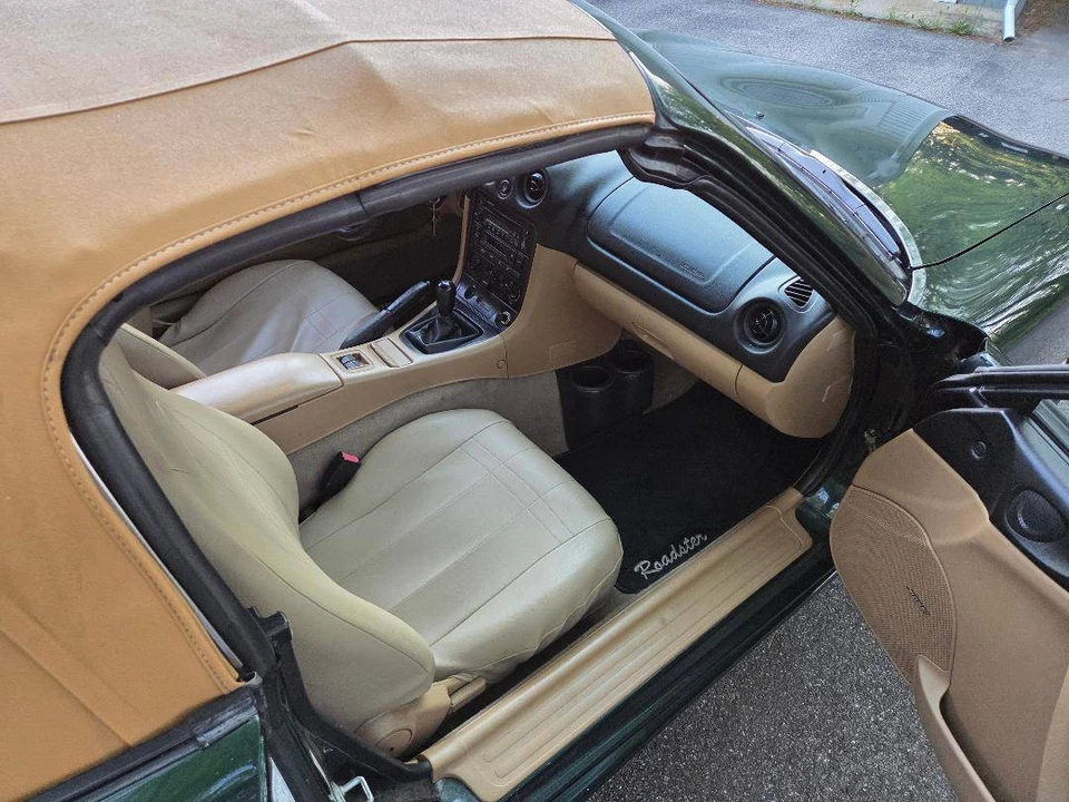 2000 Mazda NB MX-5 Miata - Image 6 of 12