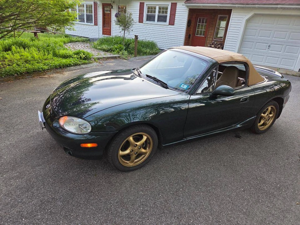 2000 Mazda NB MX-5 Miata - Image 2 of 12