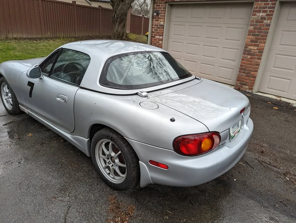 2000 Mazda NB MX-5 Miata - Image 6 of 19